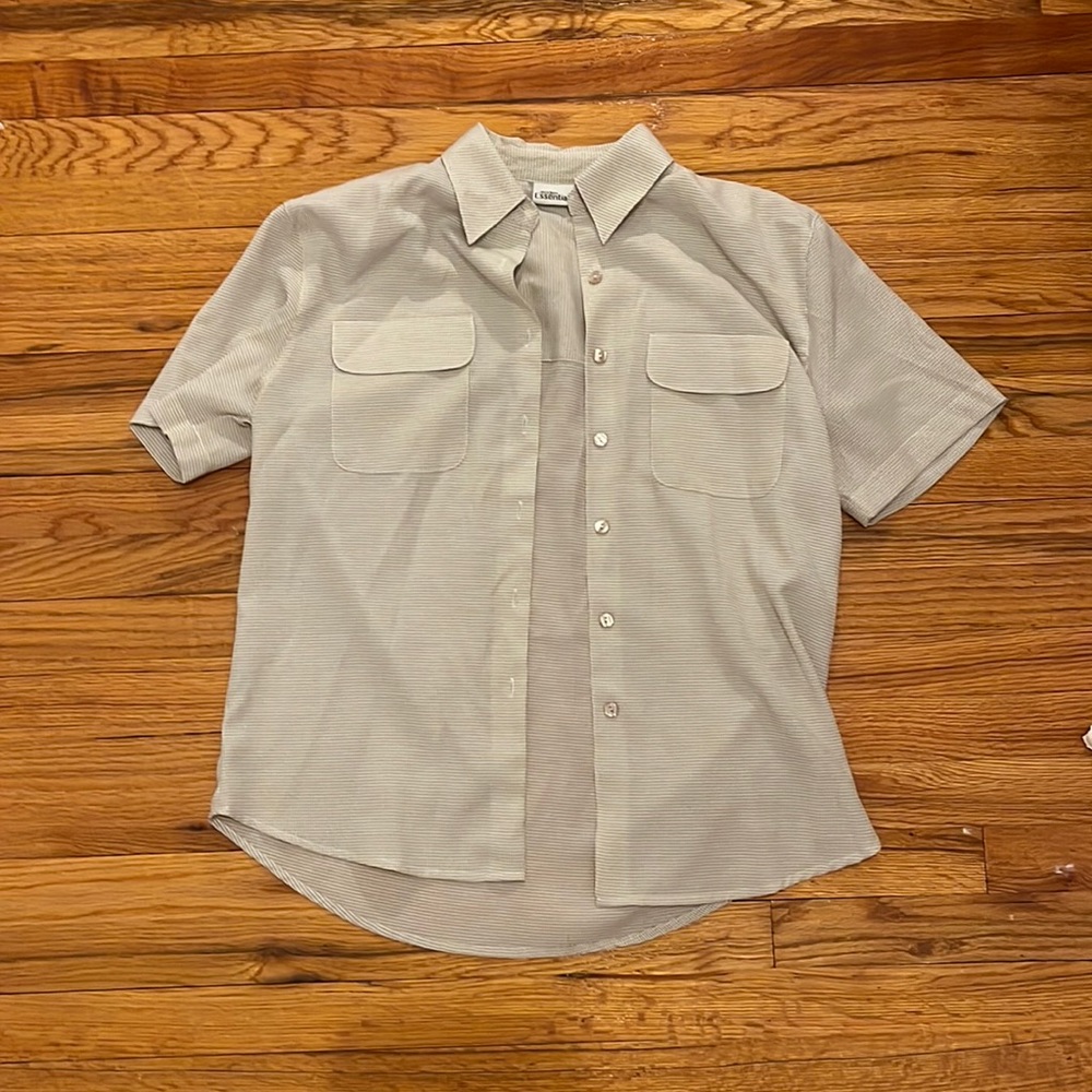 Lightweight Button up Short Sleeve Shirt